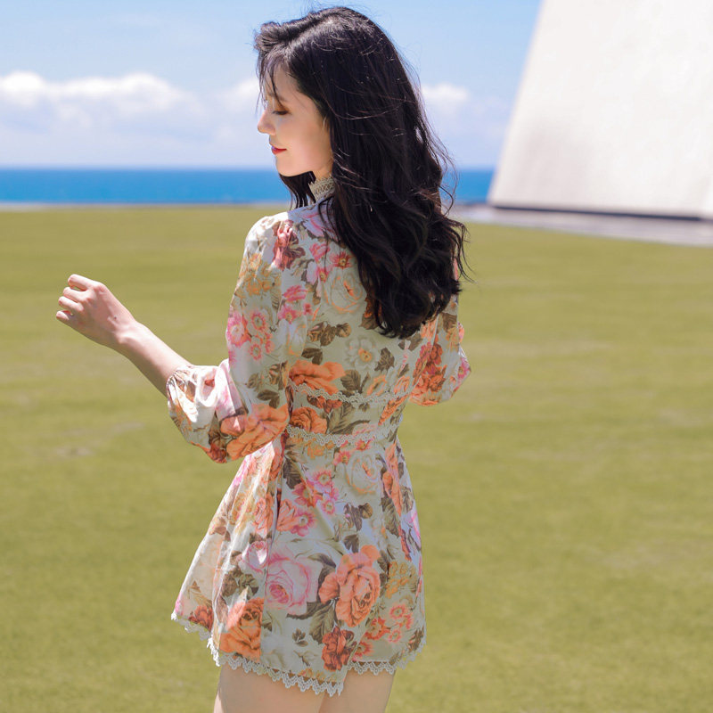 2021冬新款冬古印花v领蕾丝花边 lumigon休闲裤