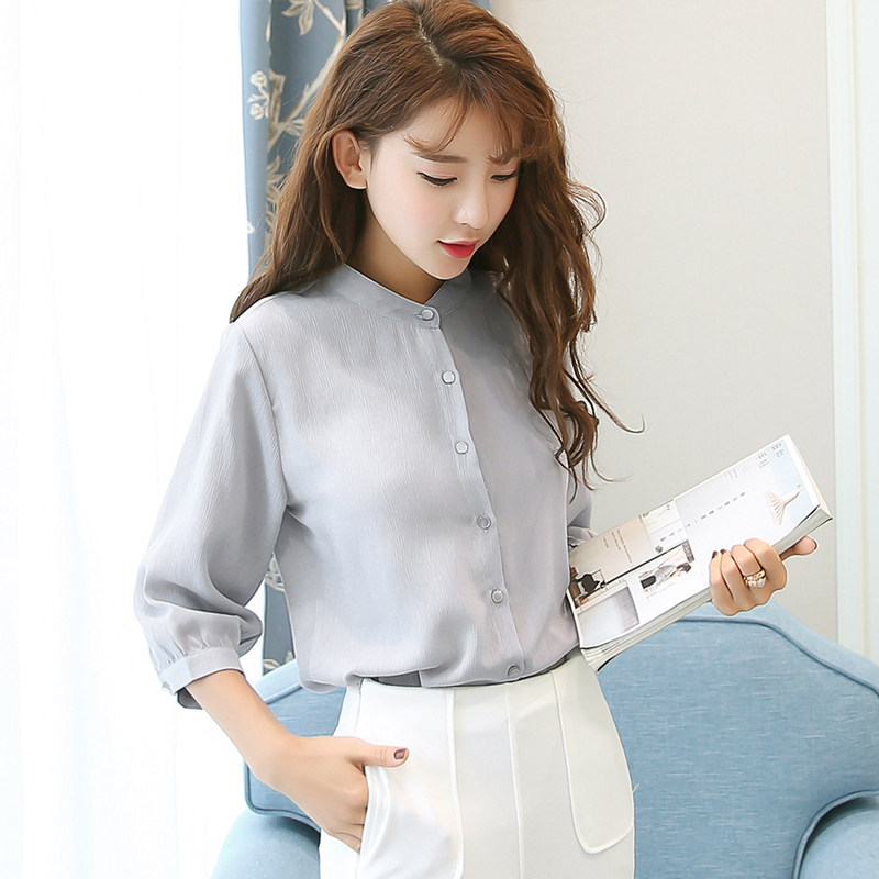  白领空间衬衫