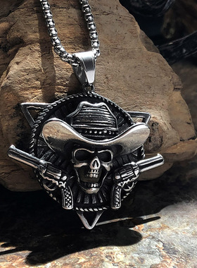 美国西部牛仔骷髅双枪吊坠钛钢男