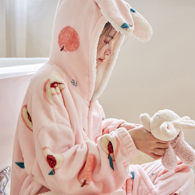 棉籽壳旗舰店情侣珊瑚绒睡衣女春秋冬季加厚保暖法兰绒家居服男可爱兔耳套装2