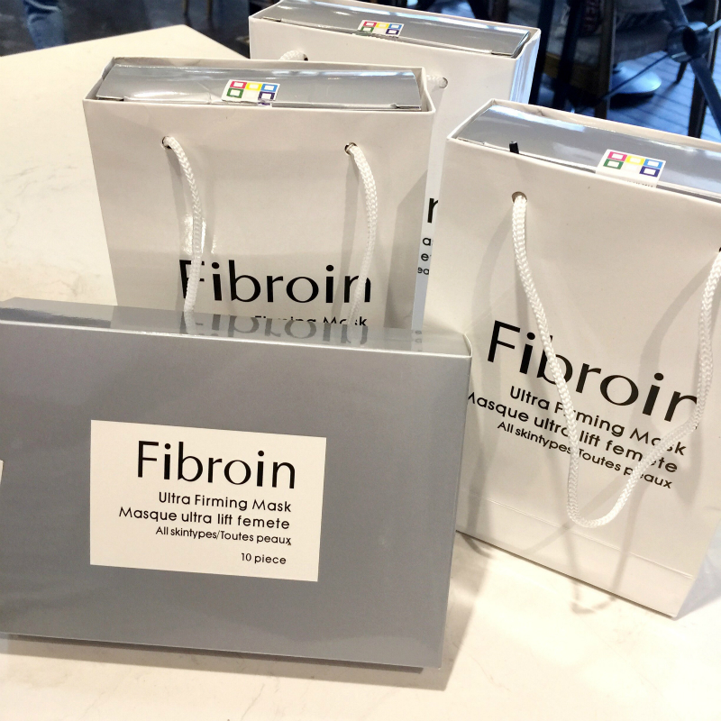 泰国正品fibroin童颜小f面膜补水保湿提亮肤色玻尿酸10片盒装包邮