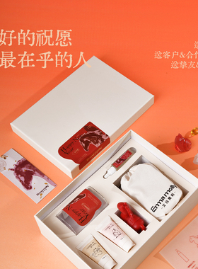 K11艾玛茉莉新年礼盒马到香成装饰摆件2026年新年快乐新年礼品