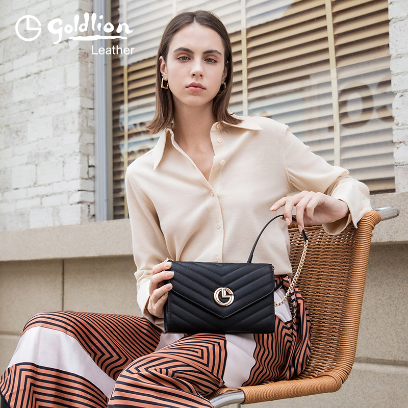 金利来2022新款潮女简约轻奢斜挎包 金利来女包小方包