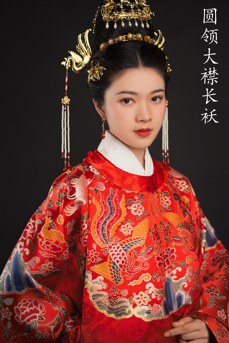 缎袄 