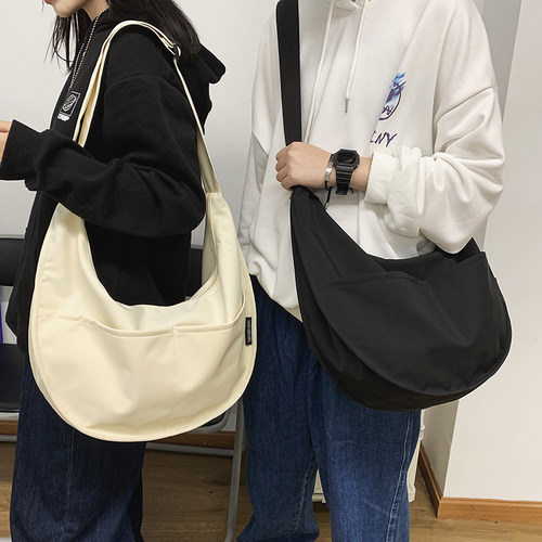 斜挎包男潮牌大容量月牙包慵懒风包包ins潮饺子包学生单肩背包女 - 图2