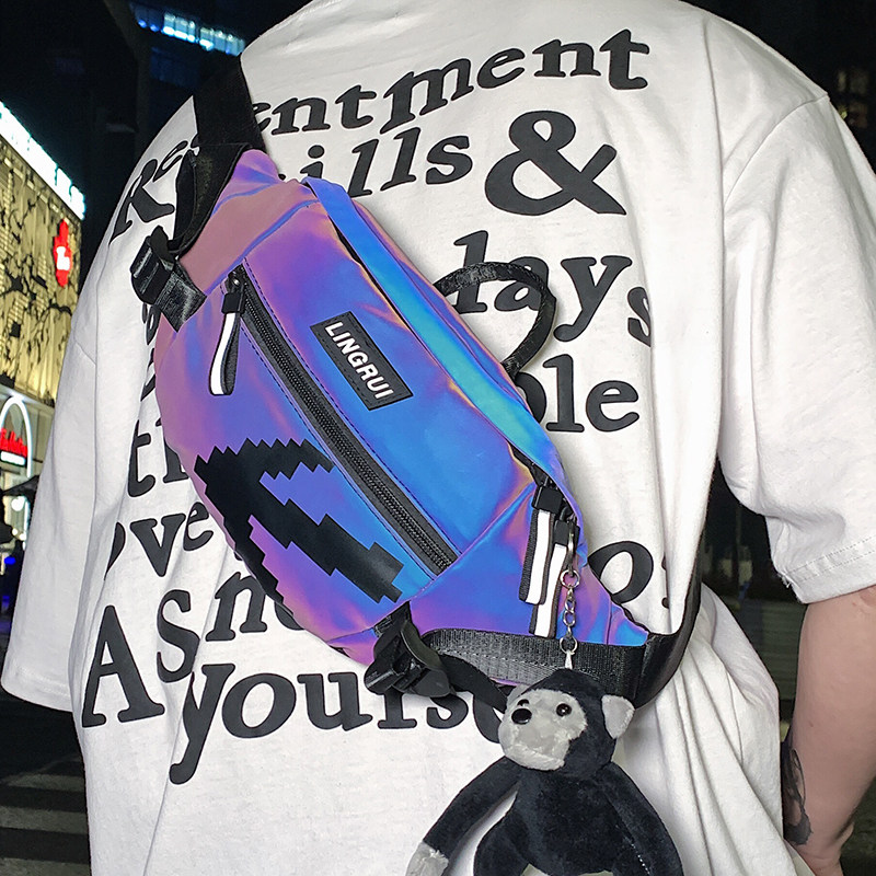 挎包日系潮牌个性反光嘻哈运动包包 大牙男士包袋