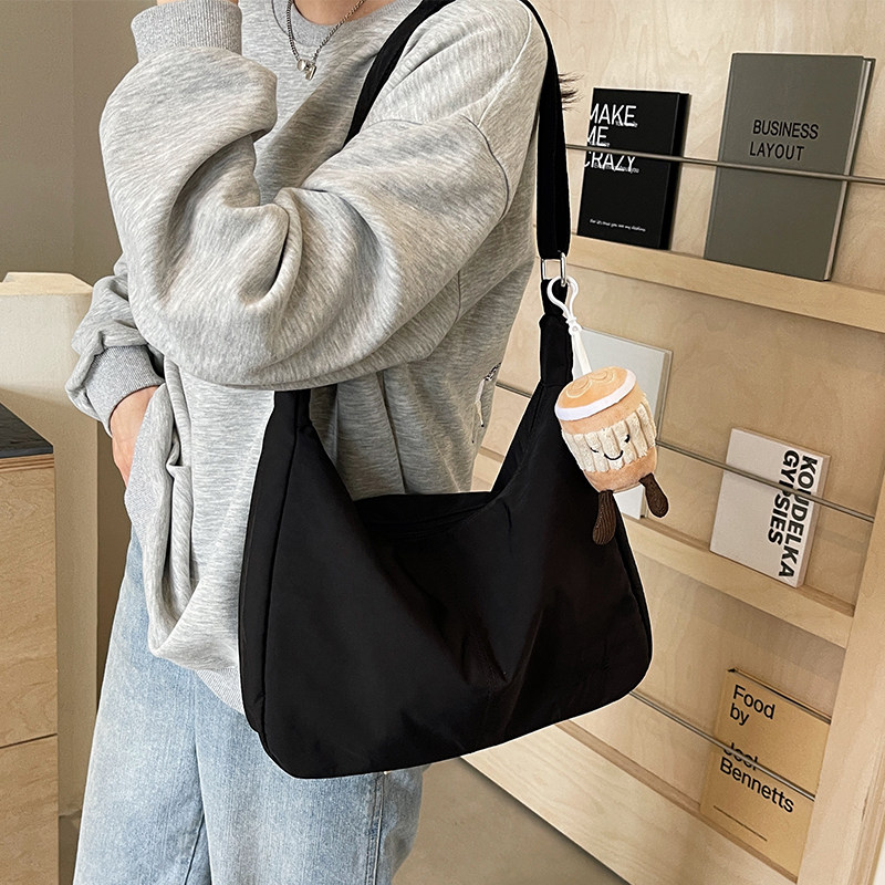 帆布包包女包2025新款时尚简约单肩包休闲简约百搭通勤学生斜挎包,淘宝优惠券,粉丝福利购,淘宝优惠卷