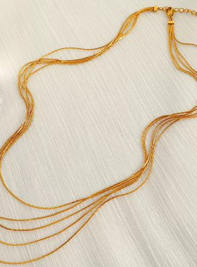 质感控美学代表多层细丝项链灵动闪耀独特缠绕设计显脖颈修长锁骨