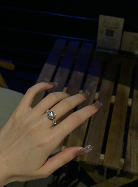 洋气款!钻戒假仿真结婚道具戒指结婚梨形人造钻石指环显贵亮晶晶