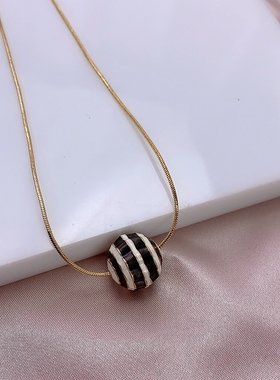 小众简约釉彩条纹圆球项链