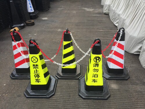 70cm橡胶路锥PU路锥警示反光锥方锥可定制印字雪糕筒锥桶禁止停车 - 图2