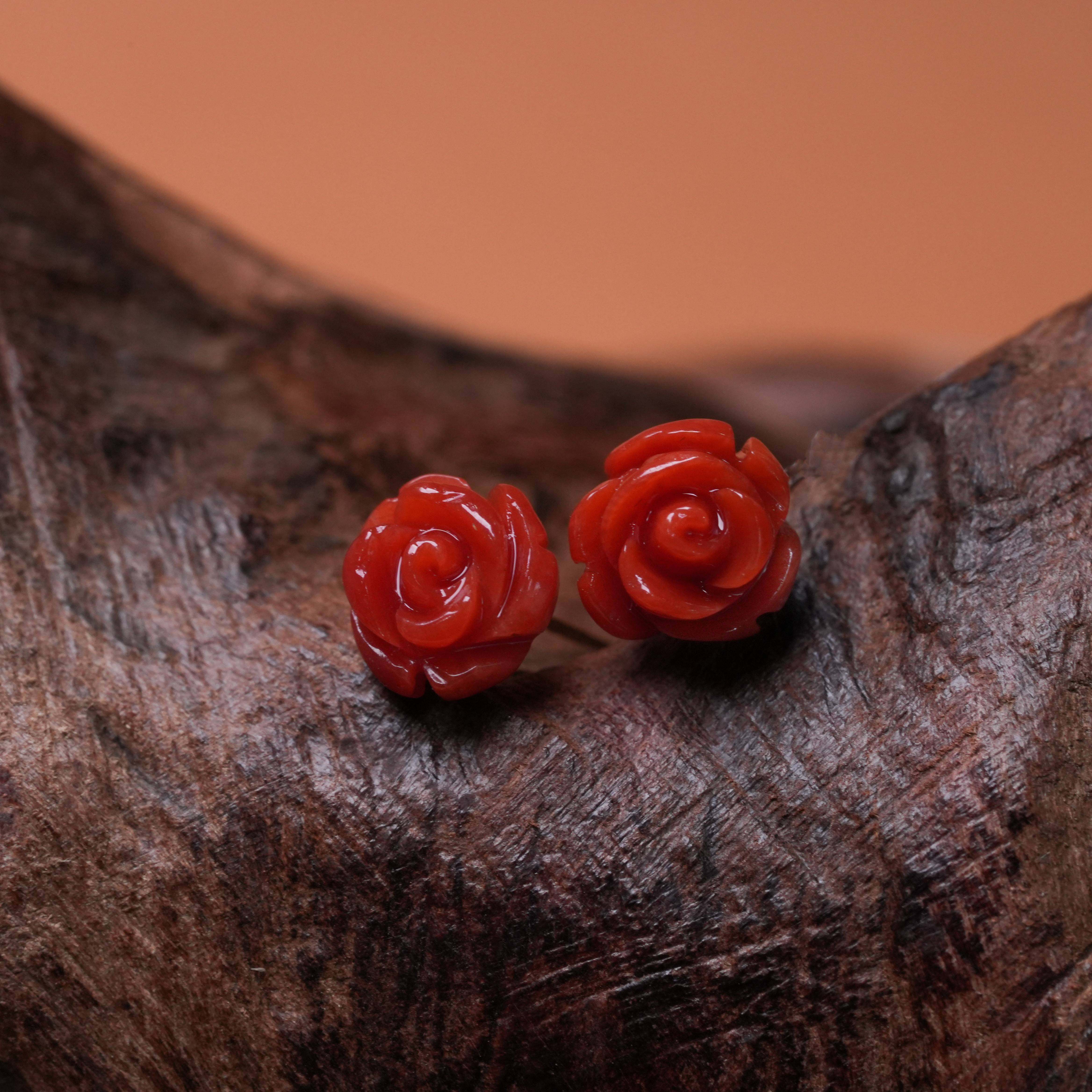 【胡可推荐】红桥 珊瑚设计款玫瑰少女耳钉耳饰 18K金,淘宝优惠券,粉丝福利购,淘宝优惠卷