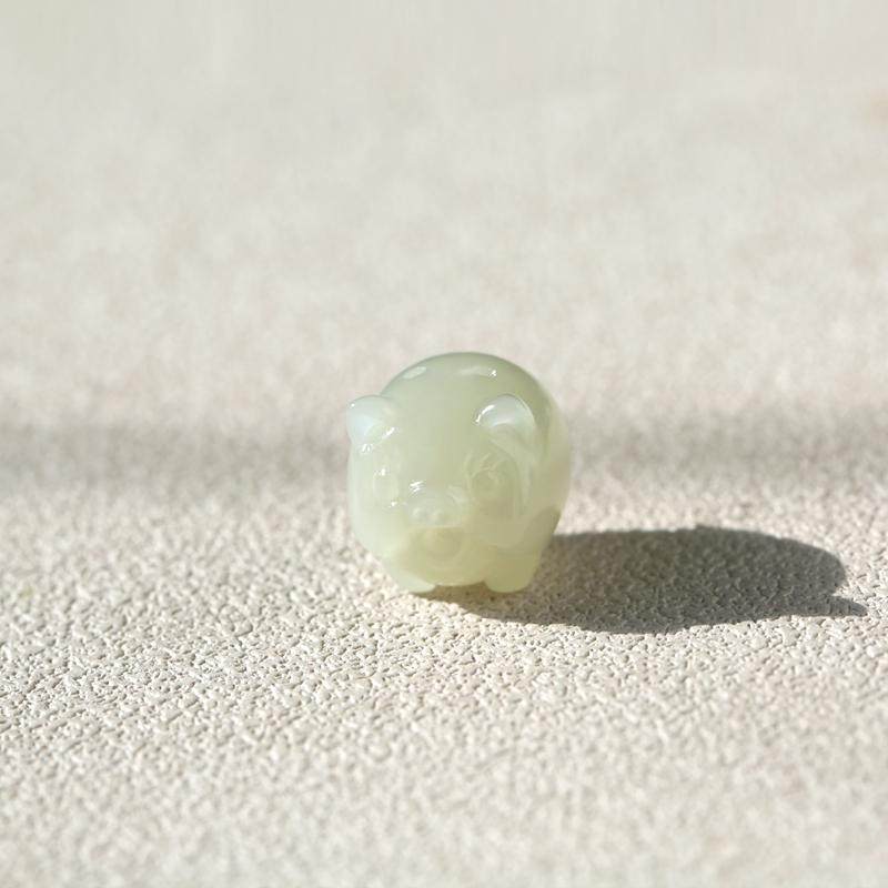 天然和田玉生肖猪吊坠 青白玉山料 属虎六合 属兔 羊三合挂件,淘宝优惠券,粉丝福利购,淘宝优惠卷