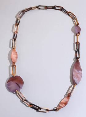 exaggeration personality 锁扣拼接necklace  精美acrylic 板材