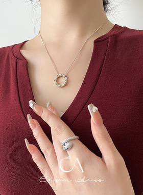 s925轻珠宝璀璨双色交叉圆环项链