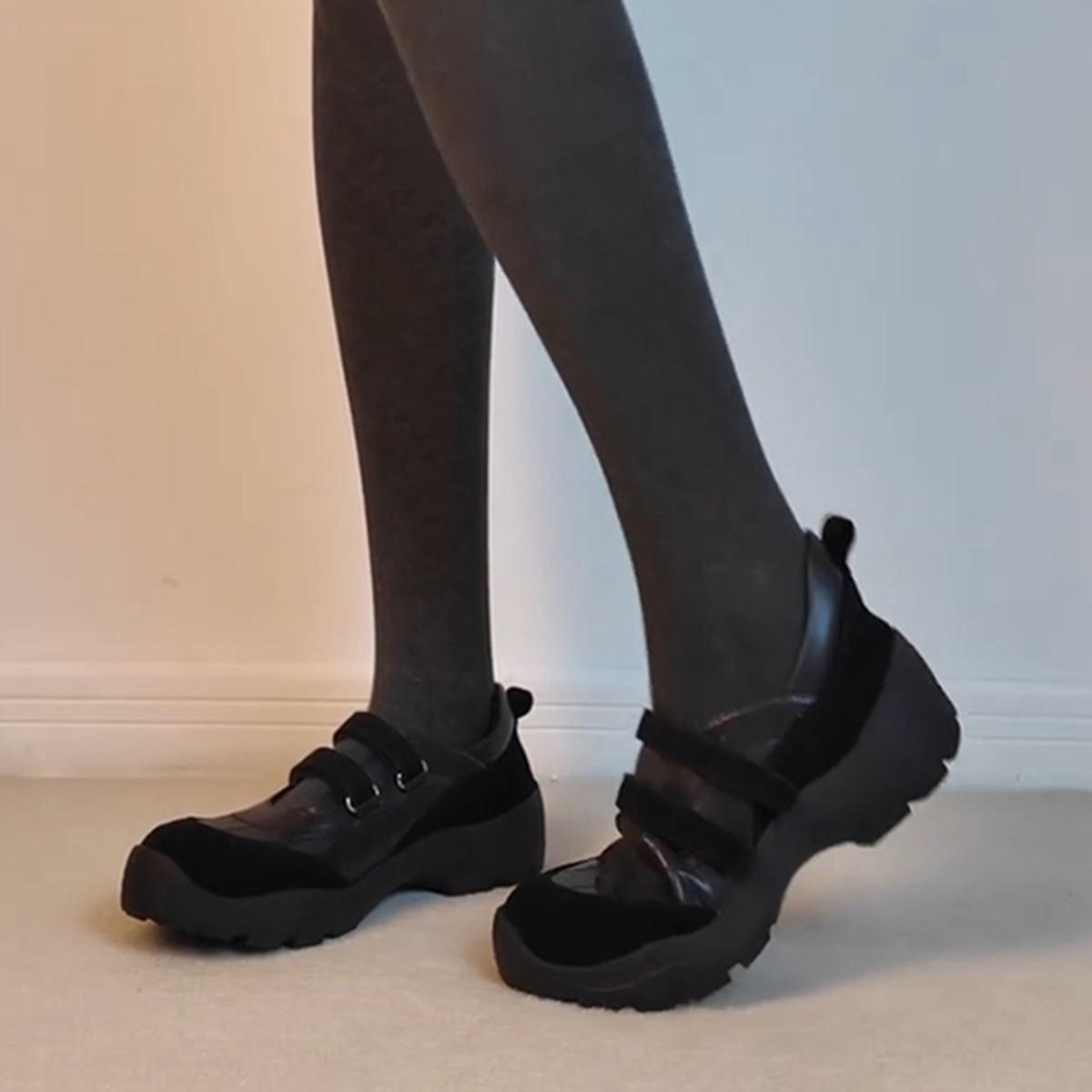 羊皮版~复古轻便运动休闲鞋女交叉带圆头绒面厚底舒适玛丽珍单鞋 - 图3