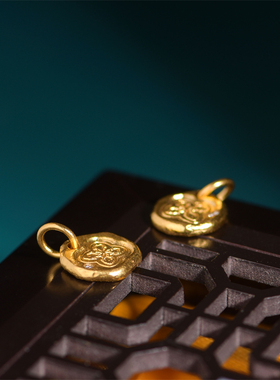 手工錾刻古法黄金镶钻莲花吊坠