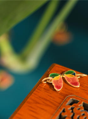 足金珐琅烧蓝彩蝶小吊坠