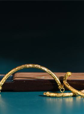 手工錾刻黄金锤纹金吉言金半镯