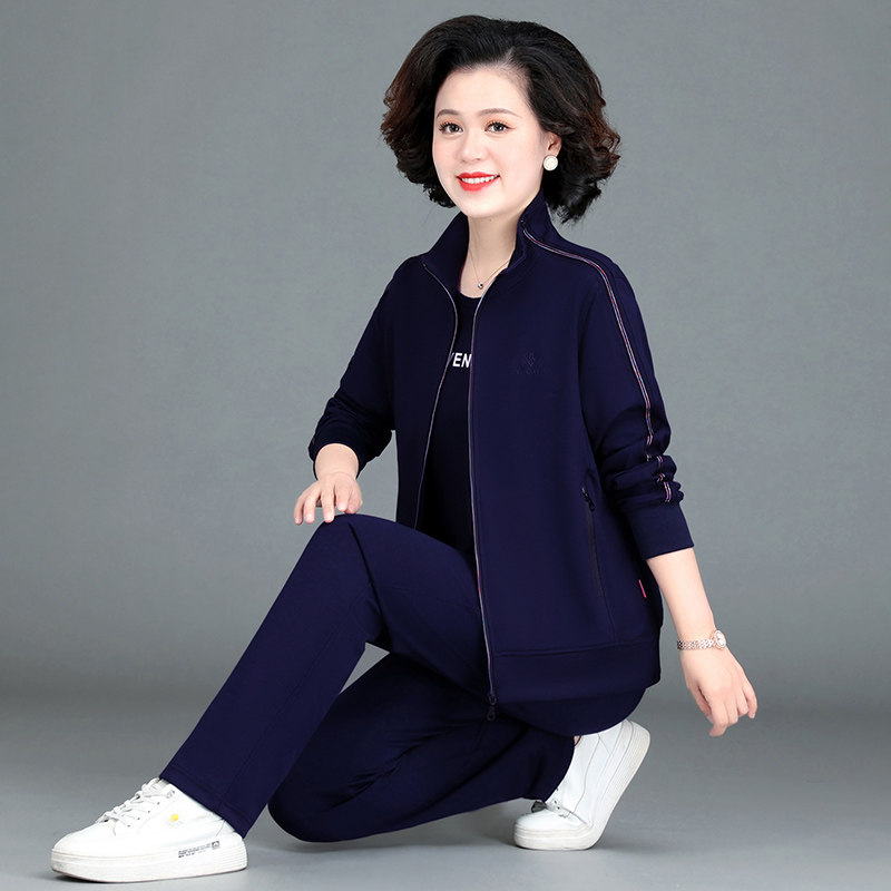 品牌中老年女装高档运动服套装秋季外套中年人妈妈时尚洋气春秋装