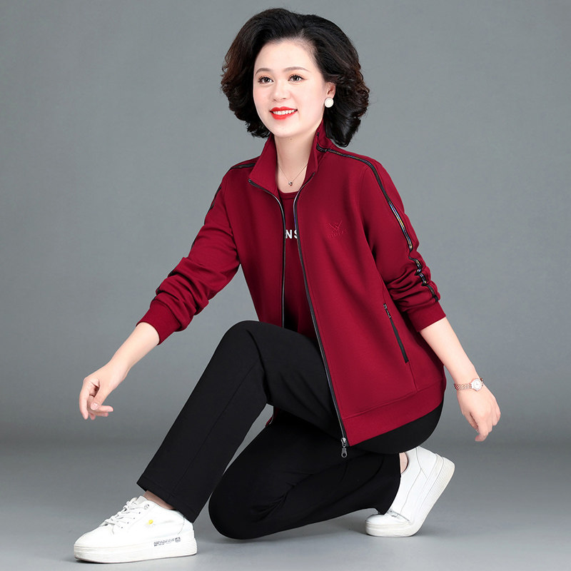 品牌中老年女装高档运动服套装秋季外套中年人妈妈时尚洋气春秋装