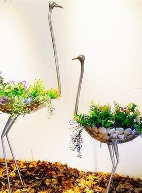 定制不锈钢鸵鸟雕塑艺术品店铺橱窗花艺装饰商场会所美陈落地摆件