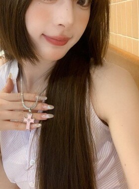 甜酷多巴胺十字架吊坠项链女设计
