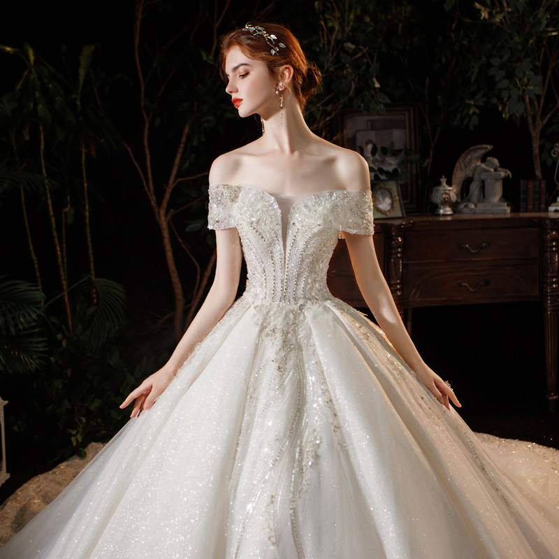 新娘主婚纱2020新款气质森系大星空 露唯莎婚纱