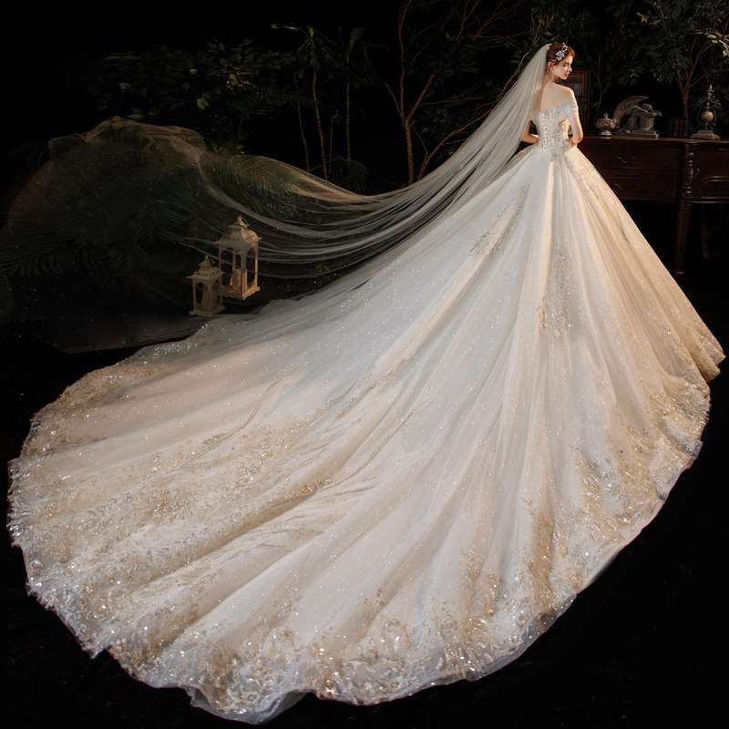 新娘主婚纱2020新款气质森系大星空 露唯莎婚纱