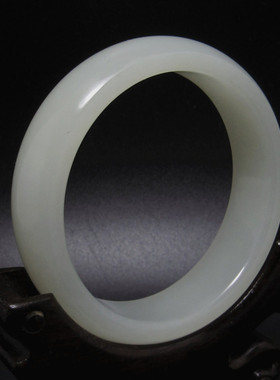 天然手镯小圈口新疆和田玉