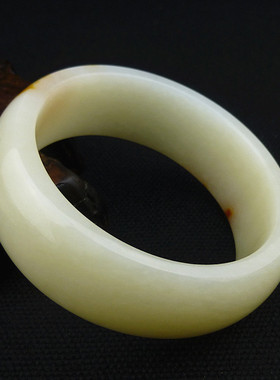 籽料手镯新疆和田玉