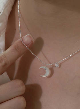 S925纯银白月光项链白蝶贝月牙仙女小众锁骨链送女朋友情人节礼物