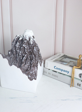现代新中式抽象假山雕塑艺术品酒店玄关办公室大班台雪山软装摆件
