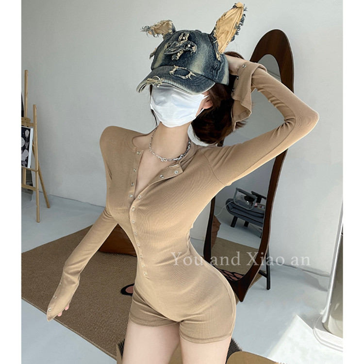 炸街美式辣妹纽扣连体衣女修身显瘦长袖打底衫运动风高腰连体短裤,淘宝优惠券,粉丝福利购,淘宝优惠卷
