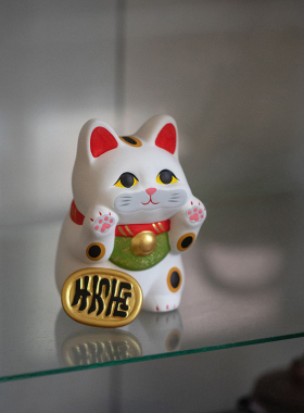 日本进口龙虎堂招财猫咪摆件桌面吉祥物日式陶瓷装饰祝福开运礼物