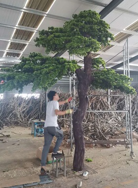 仿真迎客松松树绿植罗汉松假松树商场室内装饰造型美人景观摆件