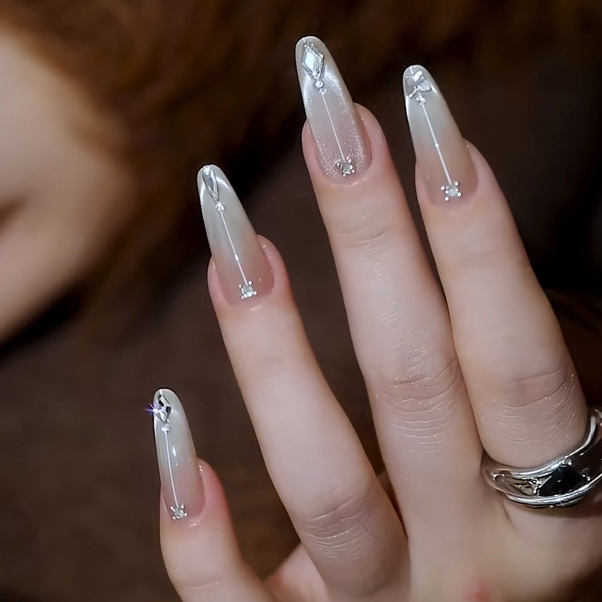 新款手工定制穿戴美甲中长款白月光猫眼假指甲高级感婚甲成品甲片,淘宝优惠券,粉丝福利购,淘宝优惠卷