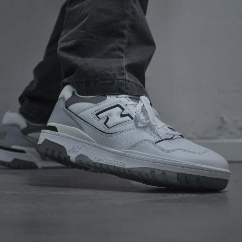 NEW BALANCE NB23新款550系列复古休闲板鞋男女情侣鞋BB550PWA