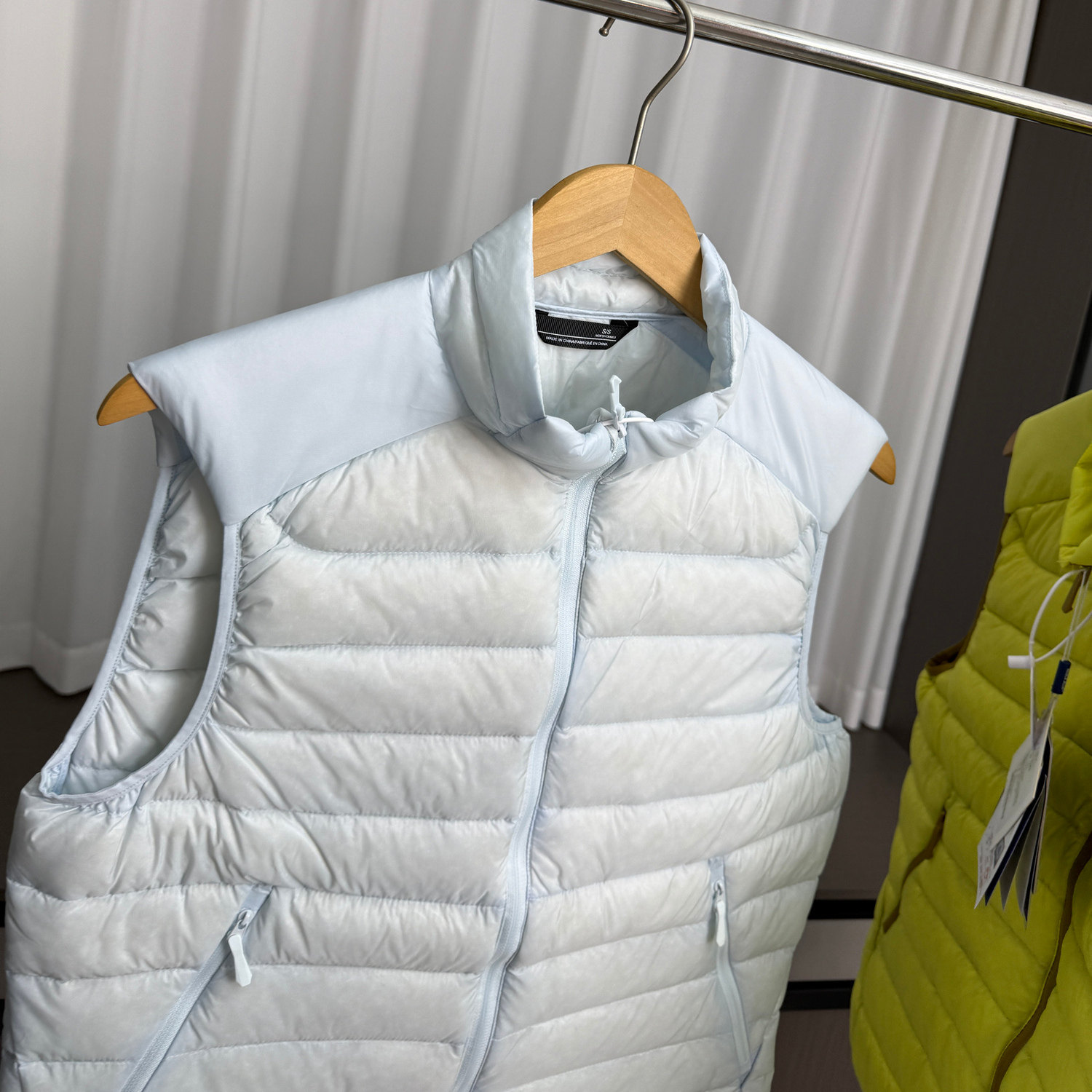 户外通勤！90白鸭绒！外贸秋冬男女情侣款轻盈防风保暖羽绒马甲潮,淘宝优惠券,粉丝福利购,淘宝优惠卷