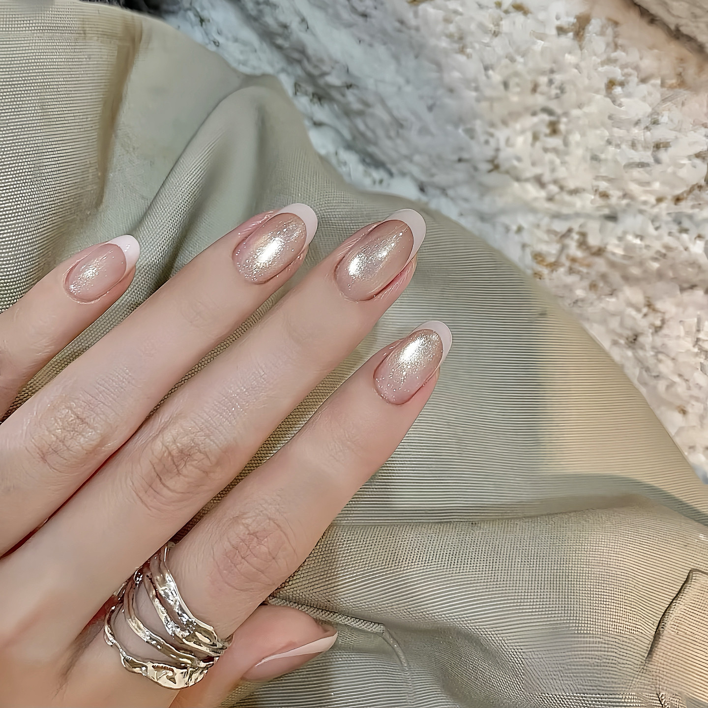 纯手工法式鎏金美甲穿戴甲猫眼秋冬2025短甲显白可爱贴片假指甲,淘宝优惠券,粉丝福利购,淘宝优惠卷