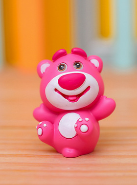 卡通粉色莓莓小熊潮玩公仔树脂工艺汽车摆件微景观食玩装饰品