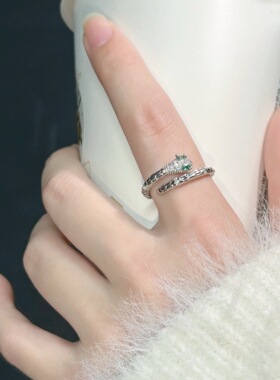 高级感闪钻灵蛇戒指女小众设计感开口食指戒轻奢风创意镶锆石尾戒