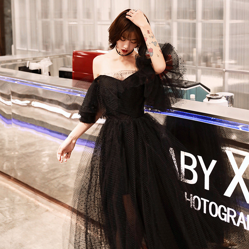 黑色女一字肩轻奢小众高端法式婚纱 碧颜礼服/晚装