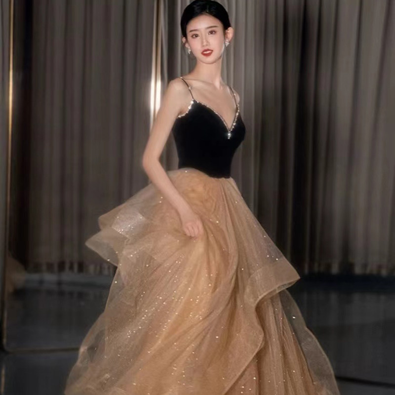 黑色裙2023新款轻奢小众高端女婚纱 碧颜礼服/晚装