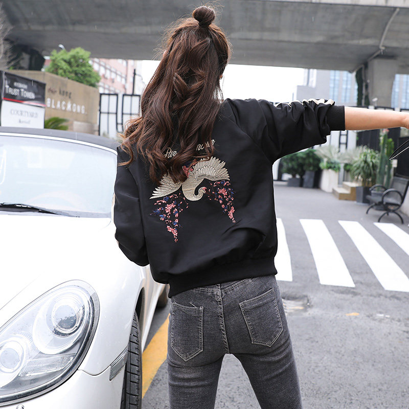 绣花短外套女宽松bf夹克衫小棒球服 匡魅短外套