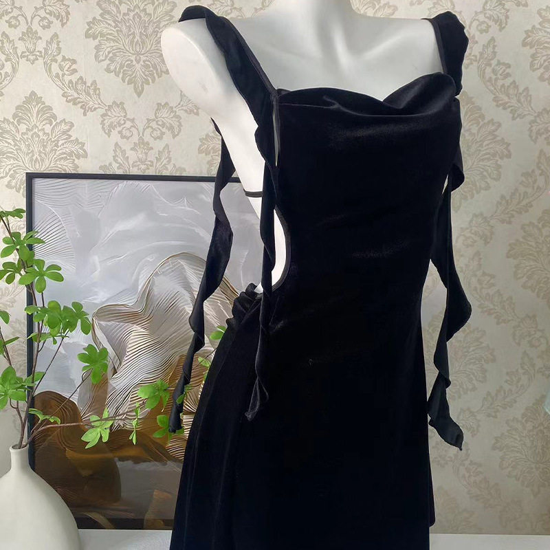 伊影新款性感睡衣女丝绒露背吊带胸垫荡领睡裙纯欲修身家居可外穿,淘宝优惠券,粉丝福利购,淘宝优惠卷