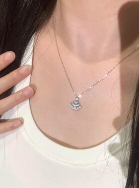 Flipped轻奢小众设计感微镶满锆扇形耳钉女精致百搭超闪s925银针