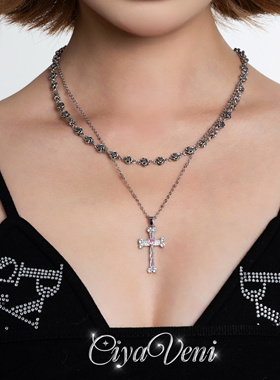 CIYAVENI玫瑰镶钻十字架甜酷项链