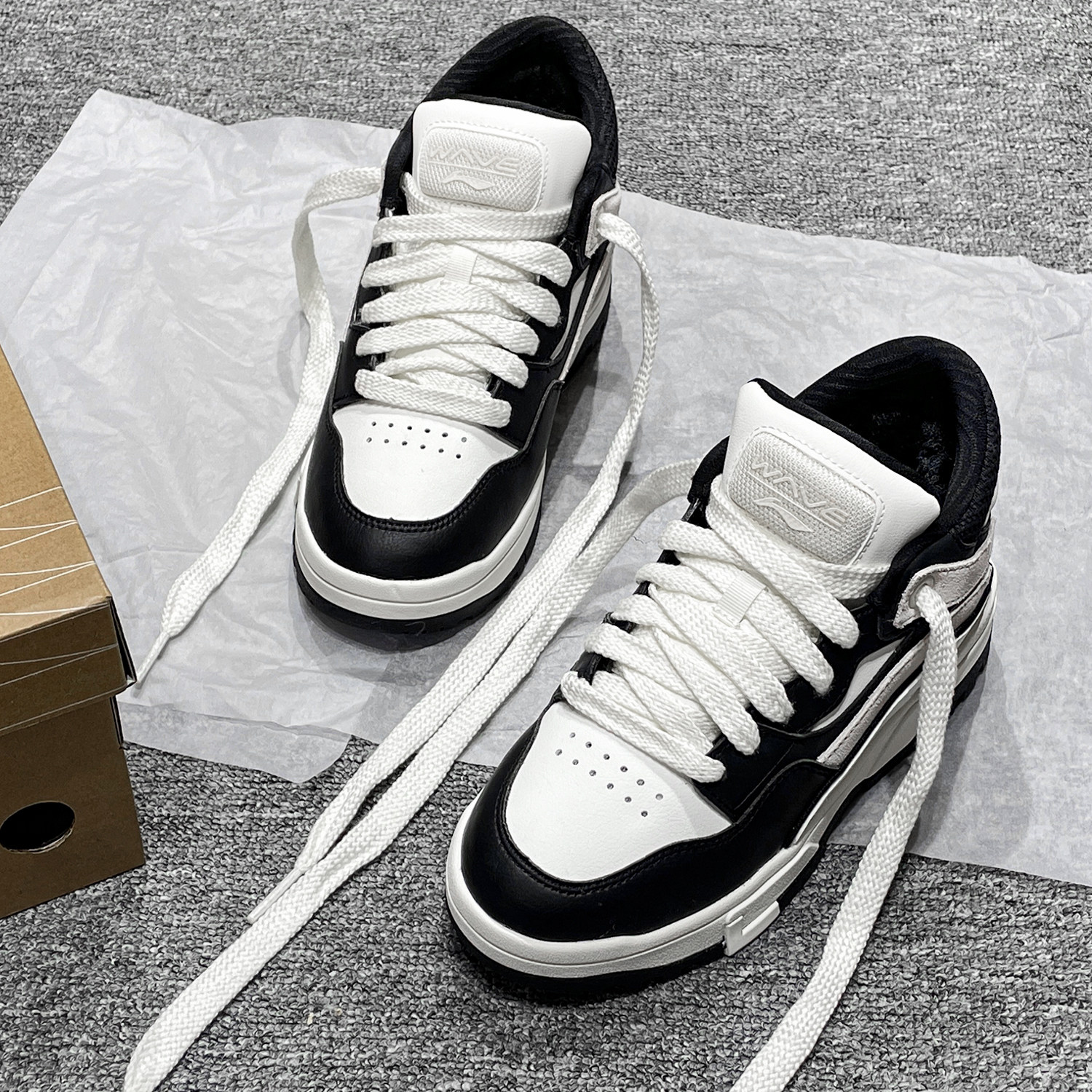 李宁板鞋女款2025冬季新款加绒保暖舒适软弹经典复古防滑休闲鞋子,淘宝优惠券,粉丝福利购,淘宝优惠卷