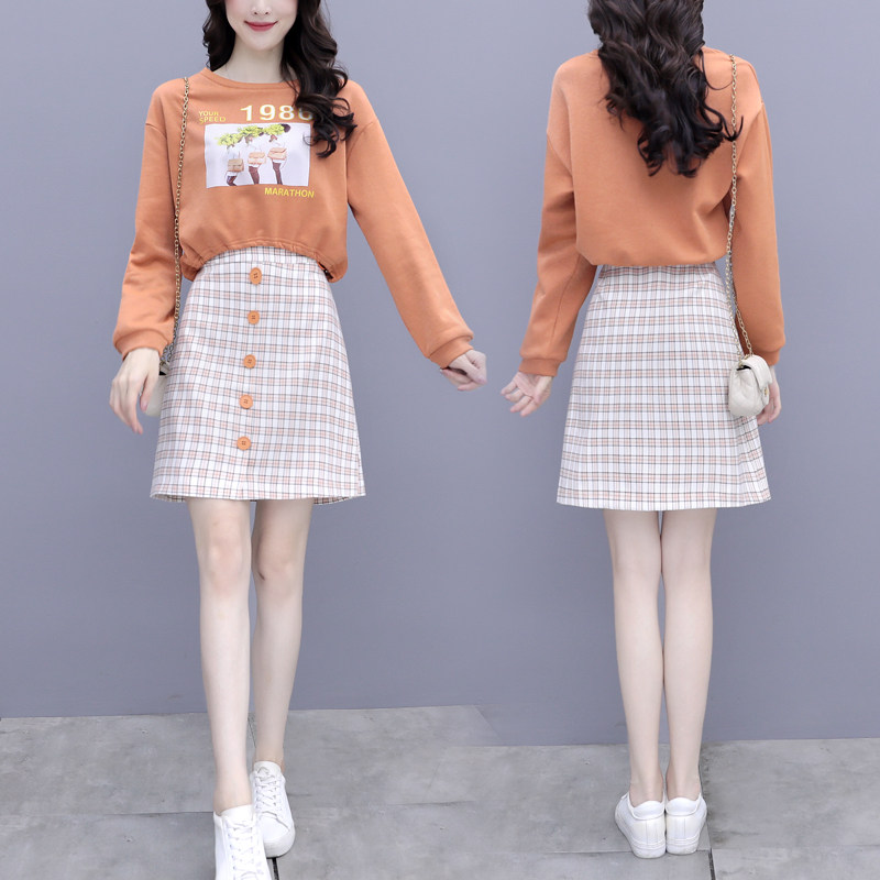 早秋新款炸街连衣裙收腰显瘦卫衣 以魅连衣裙